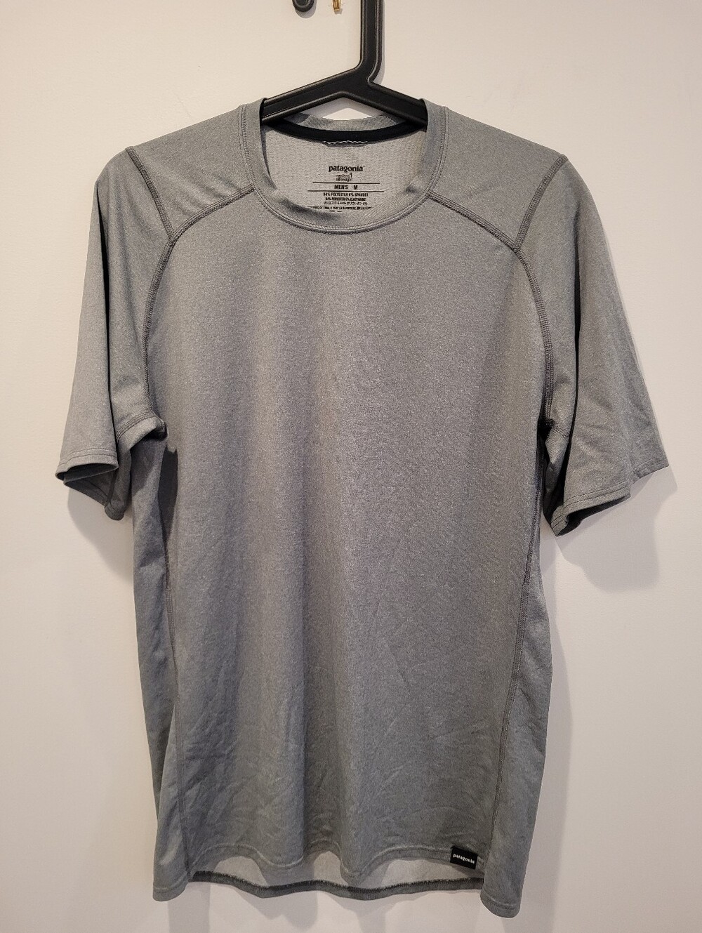 Patagonia Capilene 1 Silkweight Base Layer Shirt Mens Medium Grey Raglan